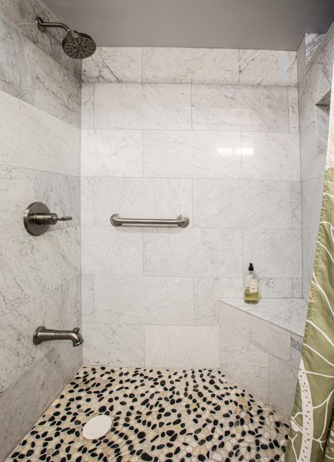 Breezy Beachfront Bali-Style Haven 180 Degree Oceanview Hau'ula Εξωτερικό φωτογραφία